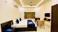 Hotel Urs Palace