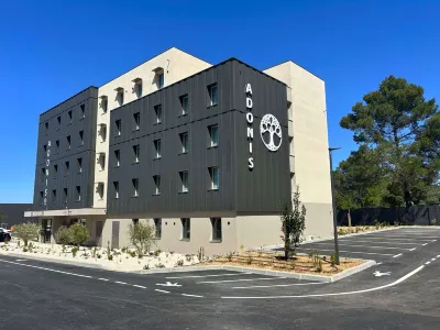 Adonis le Castellet Hotels in Le Beausset