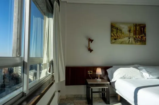 Hotel Bahía de Vigo Habitaciones Photos