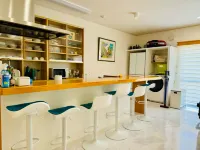 Ie Islandmonkey Hotel a Ie