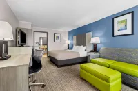 Quality Inn & Suites Civic Center