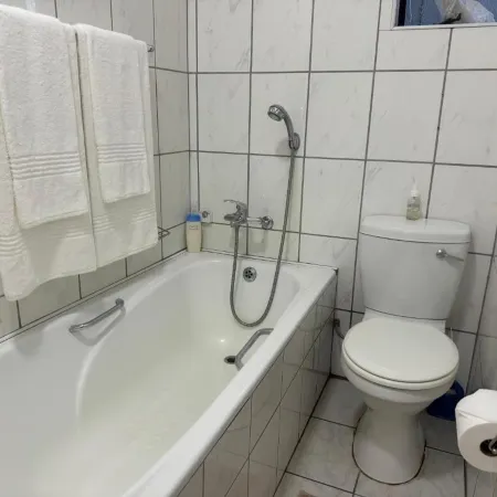 Busa House - Triple Room