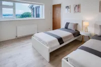 Longview - 4 Bedroom Holiday Home - Pembroke Dock - Wifi