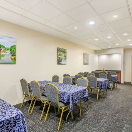 Best Western Plus Victor Inn Suites