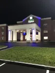 Holiday Inn Express Canton - Potsdam Hotels in Canton