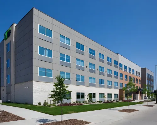 Holiday Inn Express & Suites DES MOINES DOWNTOWN by IHG Hotels in Des Moines