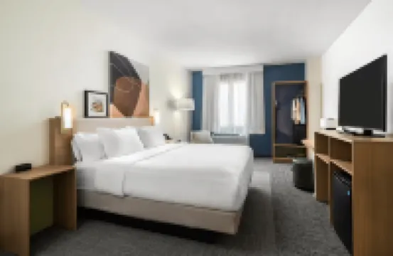 Spark by Hilton Cedar Falls