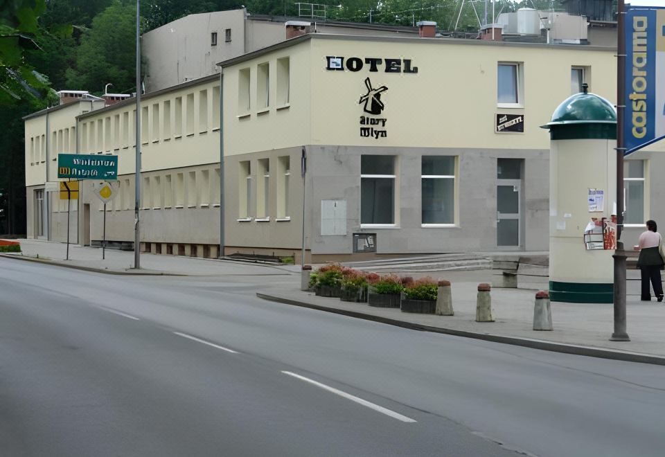 hotel overview picture