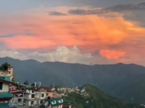 位於西姆拉市中心的3卧室公寓-500平方米|帶2個獨立浴室