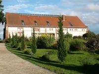 Landhaus Ribbeck Hotels in Pawesin