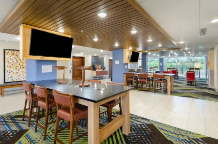 Holiday Inn Express & Suites Abingdon Отели в г. Абингдон