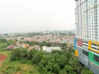 Simple 2 bedroom above mall bassura Netflix