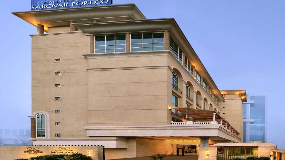 Majestic Court Sarovar Portico