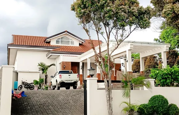 位於勞雷爾的4卧室獨棟房屋-941平方米|帶7個獨立浴室