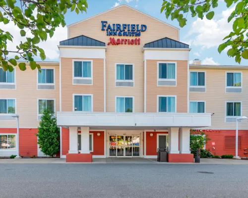 Fairfield Inn & Suites Hooksett Hotels in Hooksett