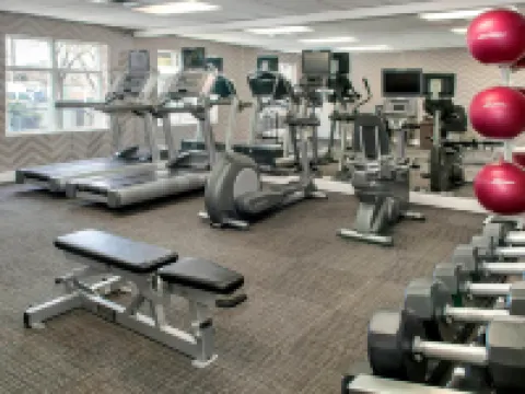 เรสซิเดนซ์อินน์ บาย แมริออท นีวาร์ค เอลิซาเบธ/สนามบินนานาชาติลิเบอร์ตี้ โรงแรมในเอลิซาเบท