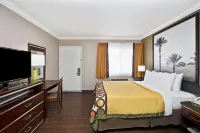 Super 8 by Wyndham Culver - Morgenmad