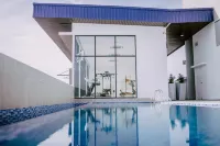 ibis Styles Kota Bharu - piscine