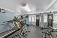 Best Western Harbour Inn  Suites Hotels in Seal Beach