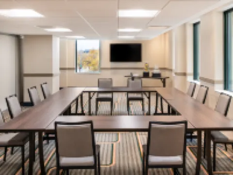 Hilton Garden Inn Flint Downtown Hotels in Flint