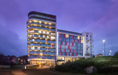 Hilton Bournemouth Hotels near Bournemouth Pier