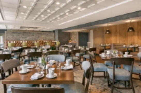 ダブルツリー バイ ヒルトン マクリーン タイソンズ