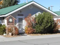 The Madison Cabin in West Yellowstone, MT