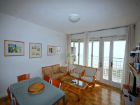 Seafront Flat with Amazing View in Lignano Pineta