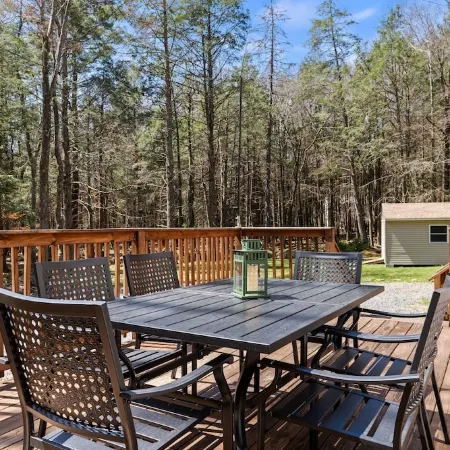 Mountain Escape/Hot Tub/Sauna/Firepit/Beach Access