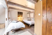 CHARMING HOUSE IN THE COUNTRY