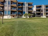 Sweet Lake Get Away in the Heart of Hot Springs