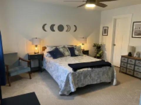 Cozy coastal home near ocean beaches, hiking, and more! Hotels in Port Orford