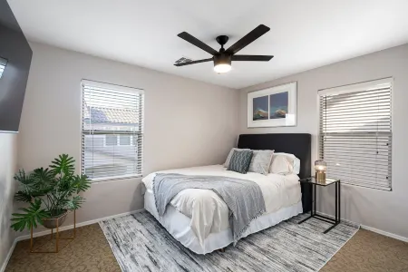 "THE HAMPTON" Gilbert I Designer Style + Comfort I 3bed/2.5bath