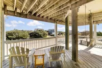 Corolla Oceanside in Whalehead - Heated Pool - 7BR/6.5BA - Short Walk to Beach!