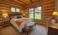 4 Bedroom Luxury Ski in/ Ski Out Powder Ridge Cabin W/ Hot Tub Hotels near Big Sky Resort