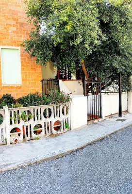 SARDINIA SEA HOLIDAYS AND FREE CLIMBING