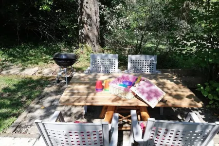 Vacation apartment "Anna" - new vacation apartment with a view of the countryside