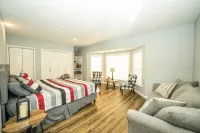 Two Adjacent Farmhouses on 4 acres. Sleeps up to 20. Pet Friendly