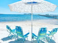 Beachfront 3-bedroom vacation home just 3 minutes drive to Navarre Beach