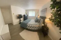 WELCOME TO HUEY DUCK HOUSE-A!  3BR & 2BA SLEEP-8 Hotels near Island Park