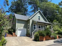 Pacific Dunes Beach Home in Olivia Beach