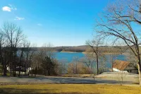 Lake Norfork view and easy access from this remodeled oasis that sleeps 14!