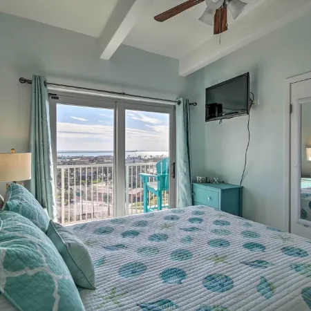 Aquarius 7th Floor Spectacular Beachfront View From Both Balconies, Pool & Spa!