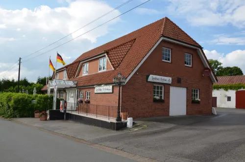 Newly built holiday apartment in a modern country house style. 10 min cycle path to the beach