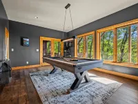 Stunning Views • Hot Tub • Sauna • Theater • Game Rooms • Sleep/Dine 23 •Firepit Hotels in Qualla