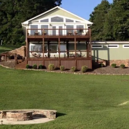 The Recovery Room, Lake House on Chickamauga Lake,Private Dock,Private Boat Ramp