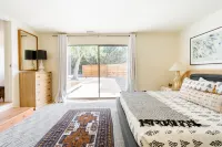 Waterfront A-Frame w/Mtn View, Pool, <15Min to Old Town, Jerome, Vineyards