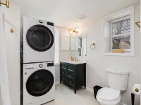 Charming 3BD 2BR Dog Friendly