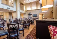 Hampton Inn & Suites Williamsburg-Richmond Road - breakfast
