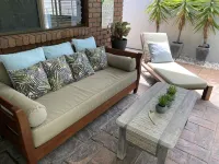 Absolute beachfront- Bush, Beach, Dogs, Relax!